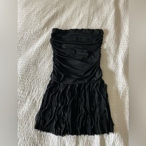 Y2K strapless black mini dress